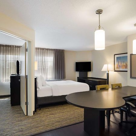 Sonesta Simply Suites Des Moines ウェスト・デイ・モインズ エクステリア 写真