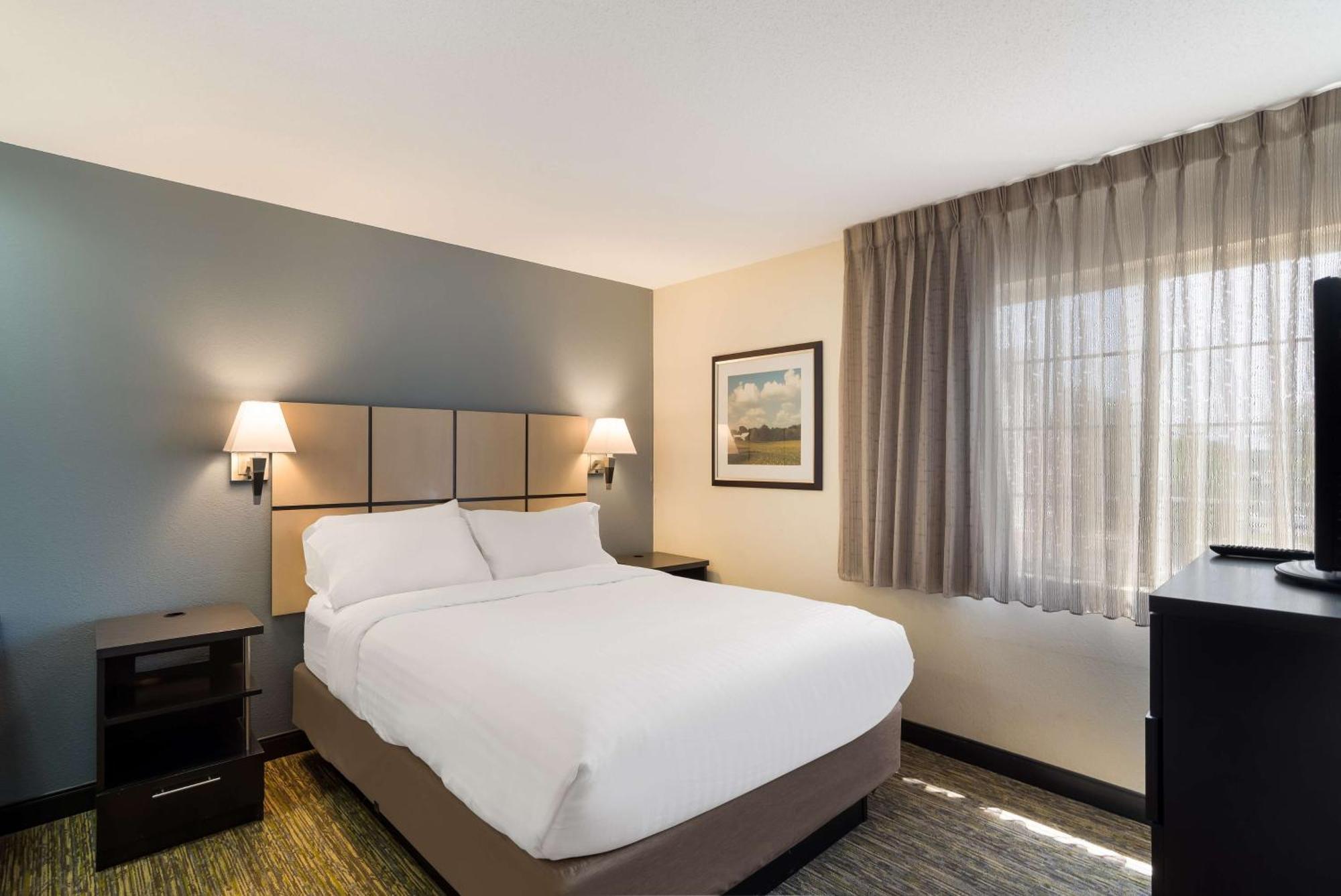Sonesta Simply Suites Des Moines ウェスト・デイ・モインズ エクステリア 写真