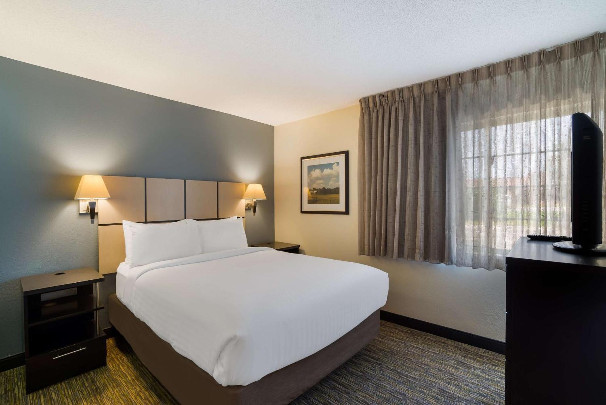 Sonesta Simply Suites Des Moines ウェスト・デイ・モインズ エクステリア 写真