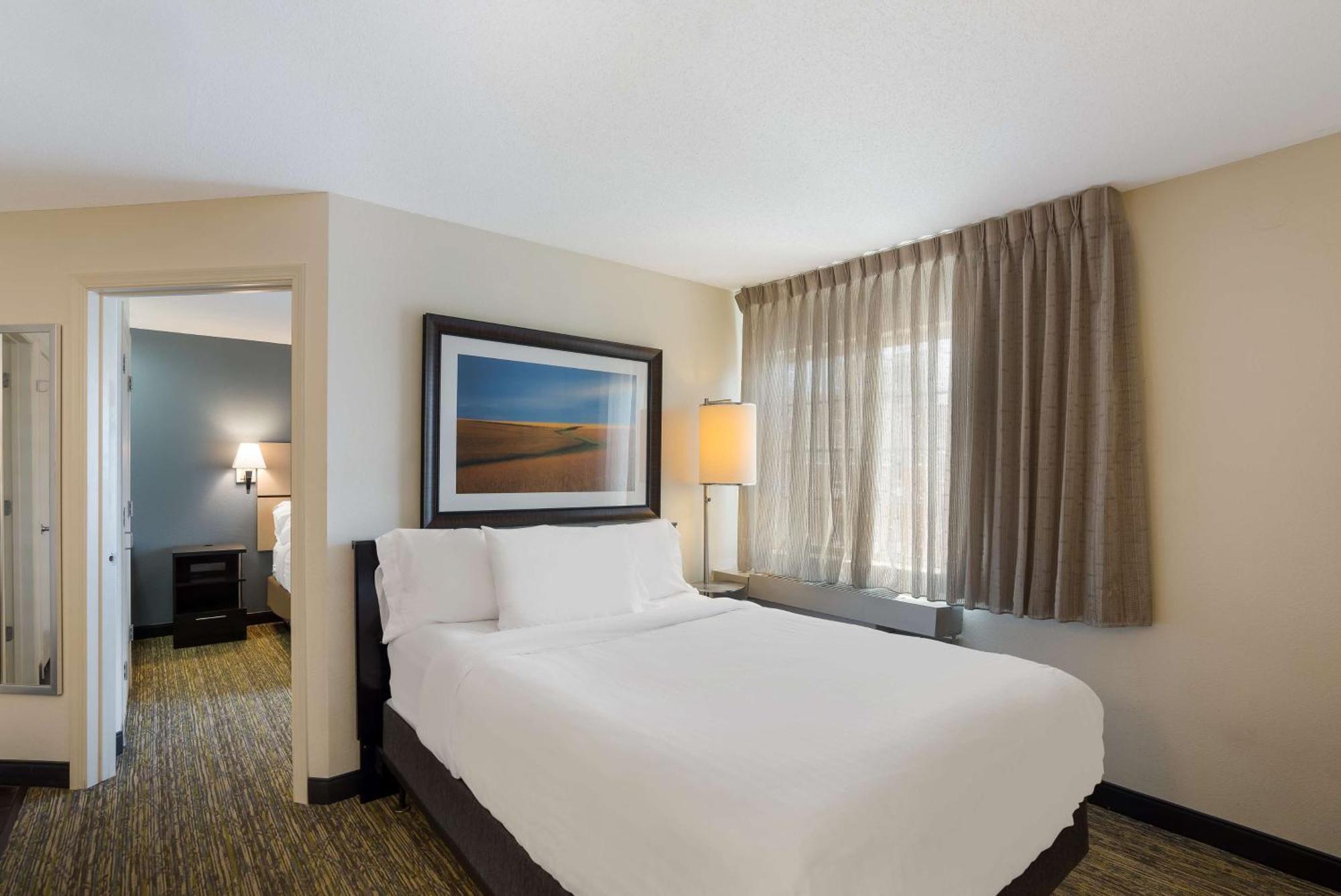 Sonesta Simply Suites Des Moines ウェスト・デイ・モインズ エクステリア 写真