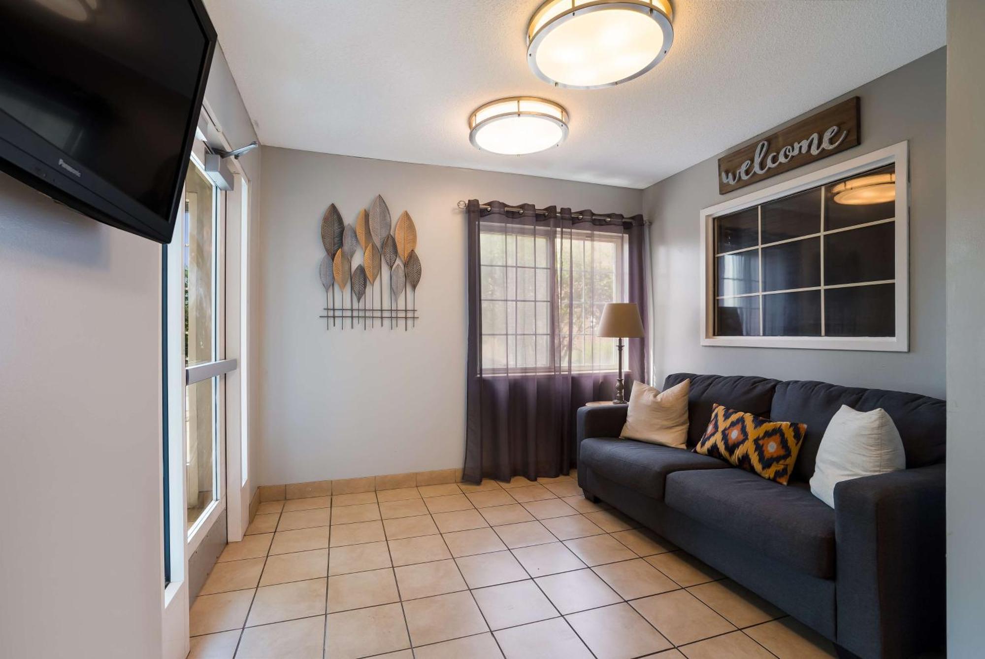 Sonesta Simply Suites Des Moines ウェスト・デイ・モインズ エクステリア 写真