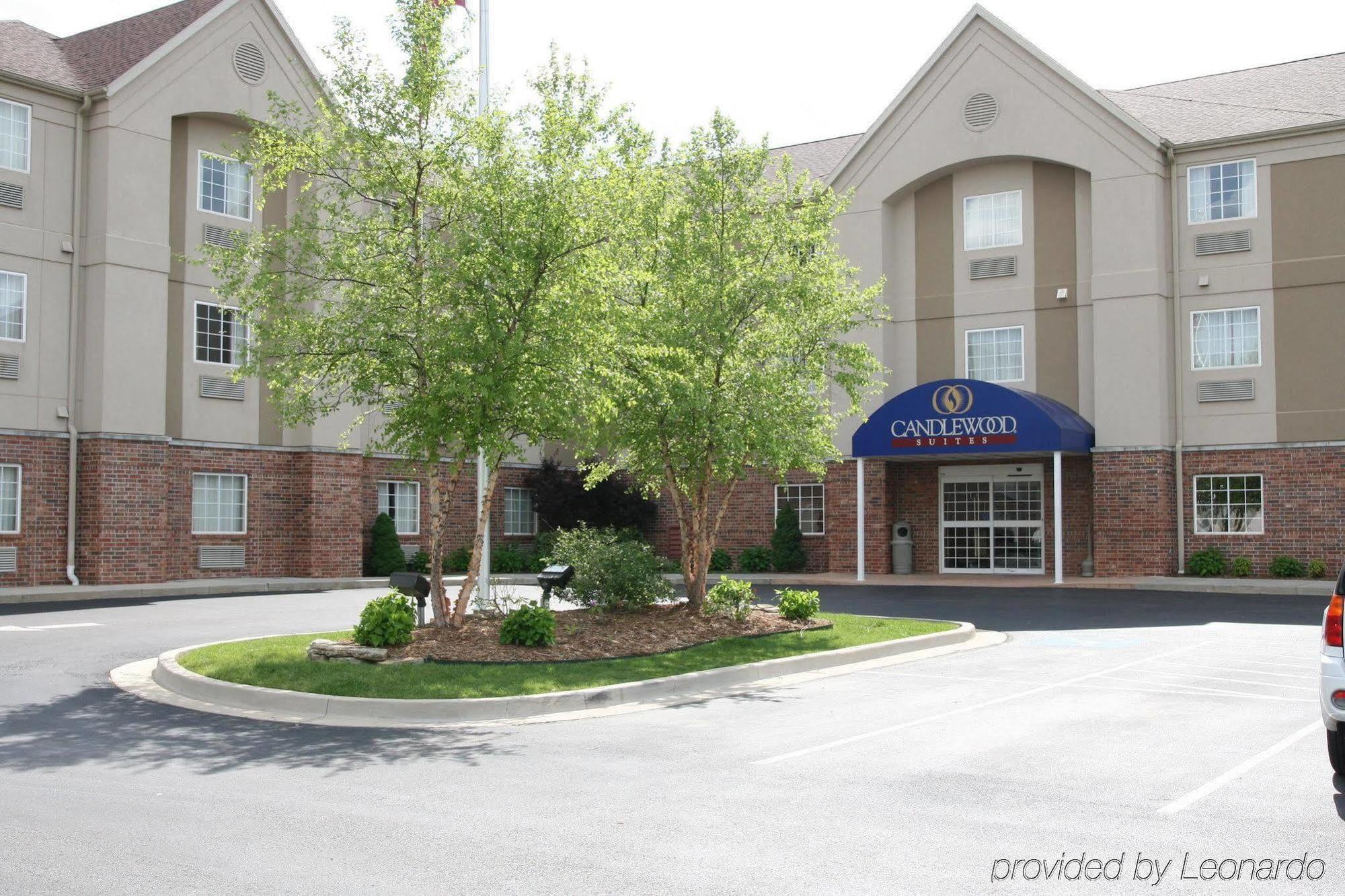 Sonesta Simply Suites Des Moines ウェスト・デイ・モインズ エクステリア 写真