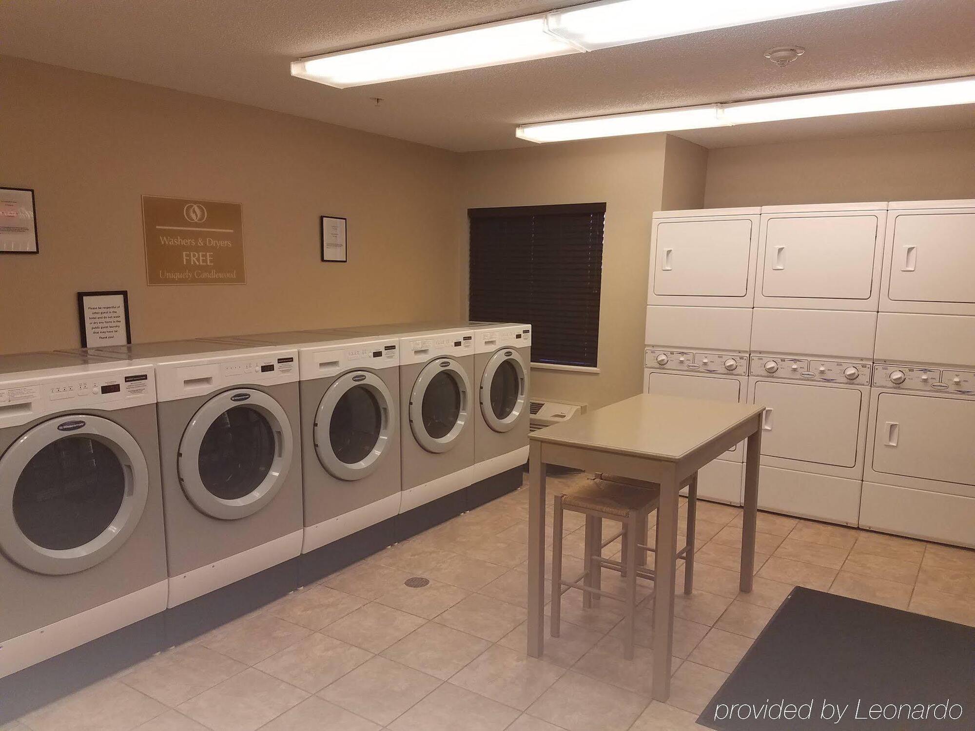 Sonesta Simply Suites Des Moines ウェスト・デイ・モインズ エクステリア 写真